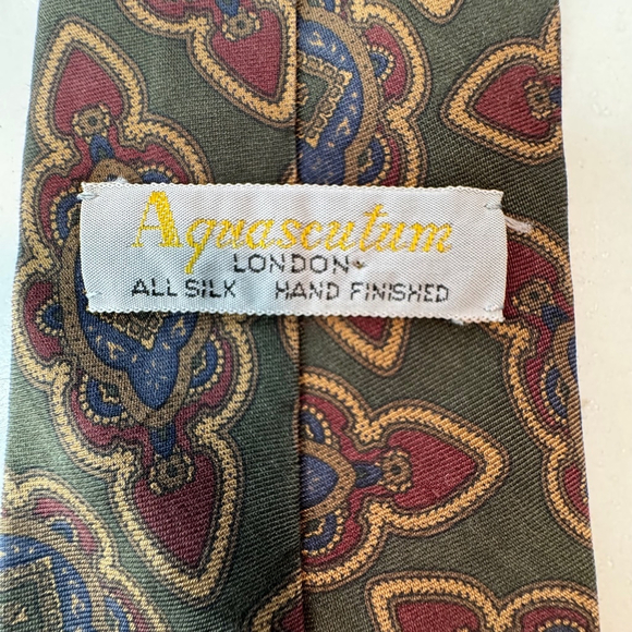 Aquascutum London All Silk Necktie Mens 56" Classic Tie Green Geometric Office - Picture 5 of 6